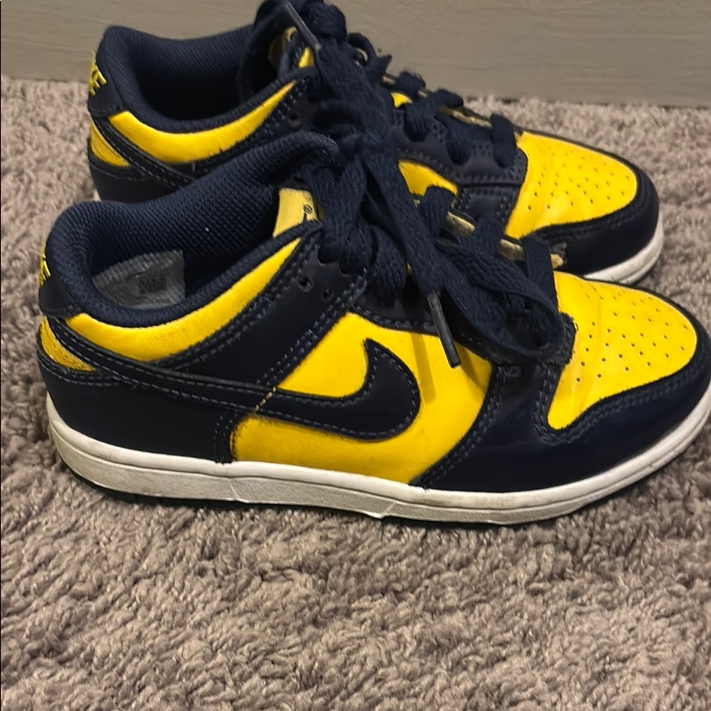 Nike Kids Yellow and Blue Sneakers